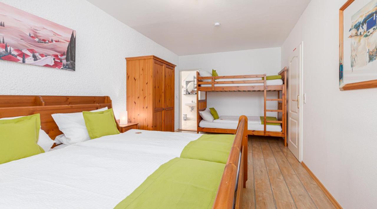 Hotel Landgasthof Hoelzer Fröndenberg Dış mekan fotoğraf