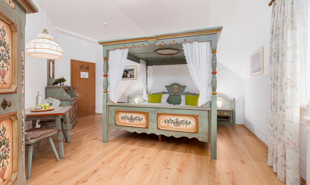 Hotel Landgasthof Hoelzer Fröndenberg Dış mekan fotoğraf
